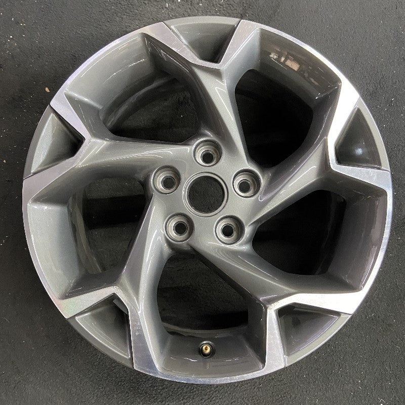 17" TRAX 24 17x7.5 gray opt Q7D Original OEM Wheel Rim