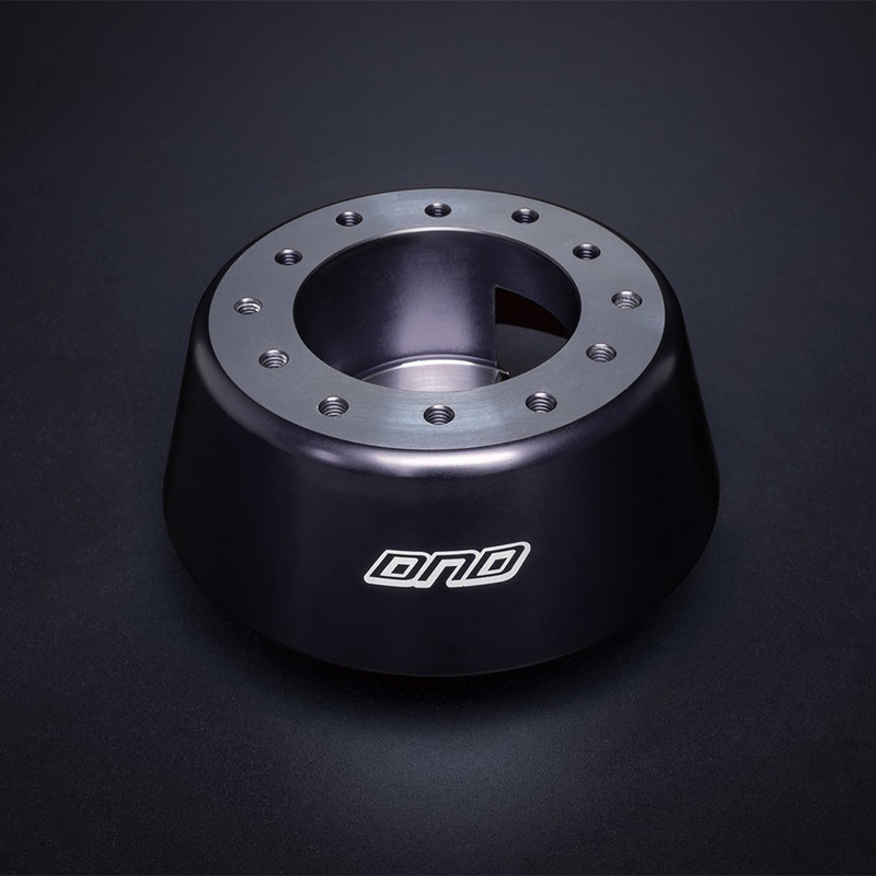 DND Low Profile Hub Kit | Multiple Nissan/Infiniti Fitments (SH-NS3-BLK)