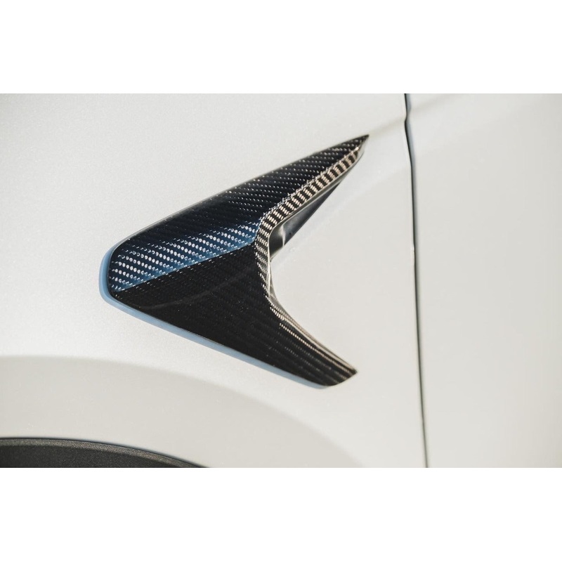 ADRO TESLA MODEL Y CARBON FIBER CAMERA COVER