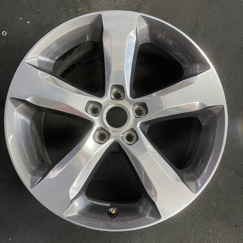 20" GRAND CHEROKEE 21 WL body VIN J or K 6th digit 20x8.5 5 spoke polished face with pockets Original OEM Wheel Rim
