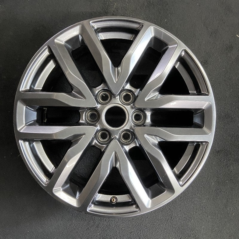 18" ACADIA 17 VIN Z 11th digit 18x7.5 opt RQH Original OEM Wheel Rim