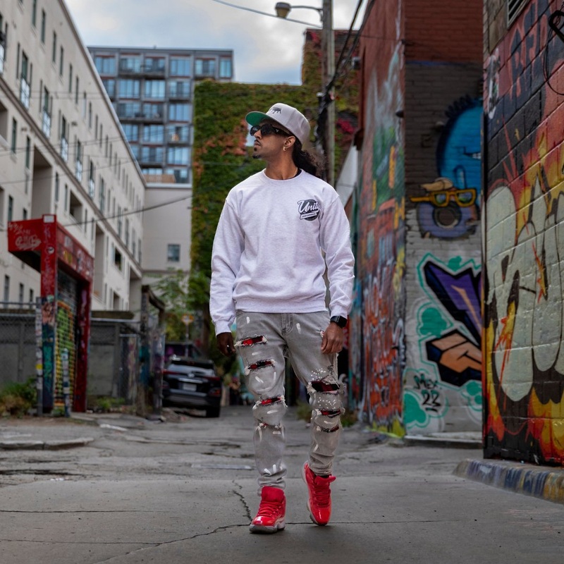 Unity Performance "UNITY LIFESTYLE" Light Grey Crewneck